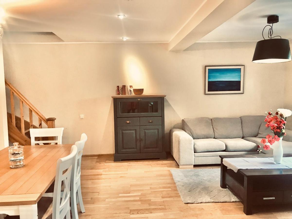 Cozy City Penthouse Apartment, Free Parking Tallin Exterior foto