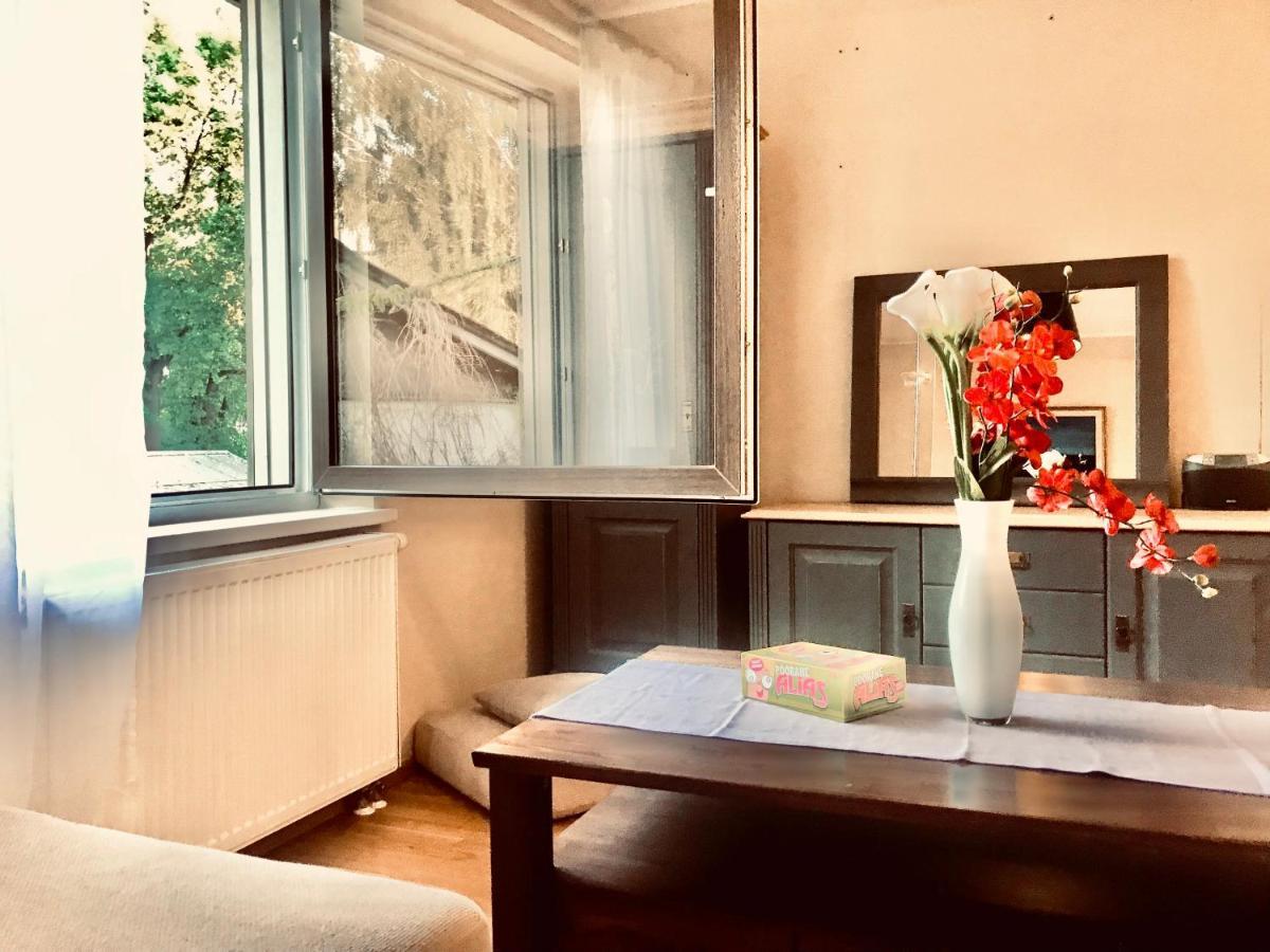 Cozy City Penthouse Apartment, Free Parking Tallin Exterior foto