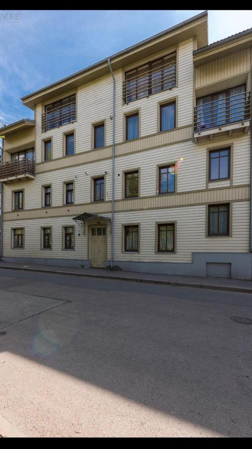 Cozy City Penthouse Apartment, Free Parking Tallin Exterior foto